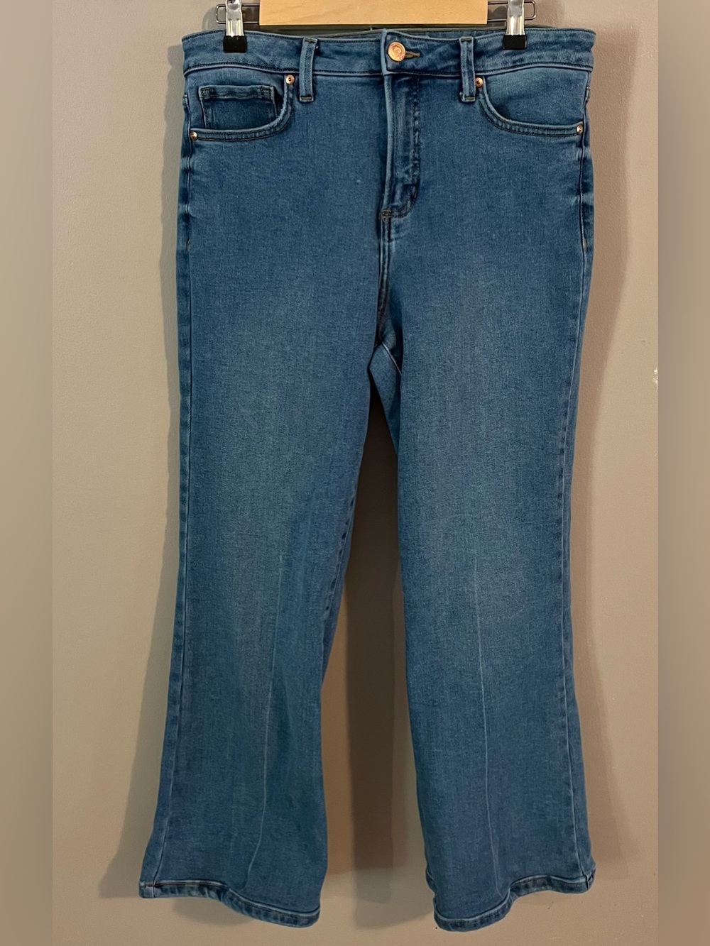 $8❤️Bundled LC Lauren Conrad Flare Jeans